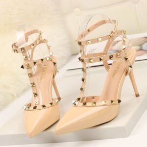 WF045 High-heeled Rivets Pointed Toe Sandals
