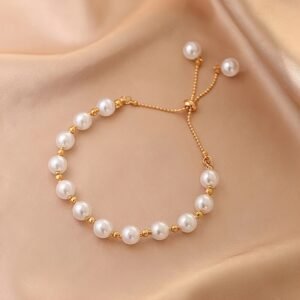 JW947 White Charm Bracelet