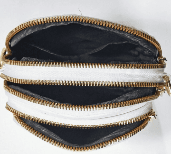 CB023 BAGCO SLING BAG - Image 2